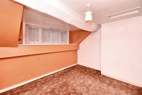 2 bedroom terraced house for sale, Bradford Road, Idle, Bradford, West Yorkshire