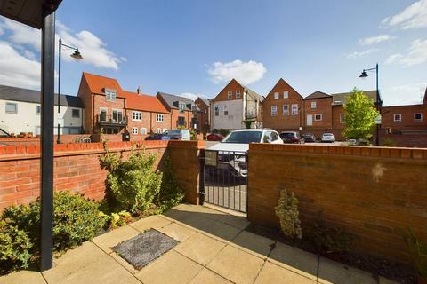 7 Blanket Row, Hull, HU1 1AX