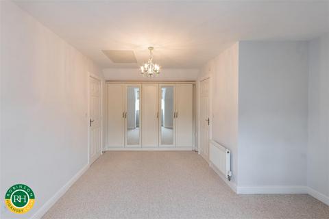 11 Sunflower Gardens, Bessacarr, Doncaster, DN4 7DR
