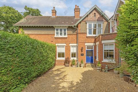 3 bedroom country house for sale, Fitzjohns Barby Road, Rugby, CV22 5QB