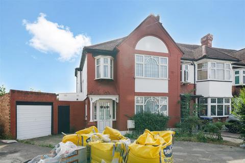 3 bedroom end of terrace house for sale, East Court, Wembley