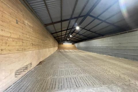 Storage to rent, Witham