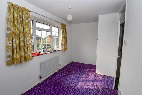 24 Collyer Road, London Colney, St Albans, AL2 1PD