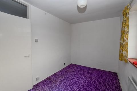24 Collyer Road, London Colney, St Albans, AL2 1PD