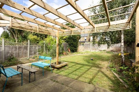 77 Shakespeare Road, Hanwell, London, W7 1LU