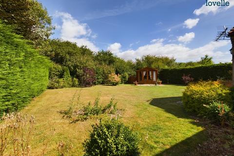 2 bedroom detached bungalow for sale, Ropewalk, Market Rasen, LN8