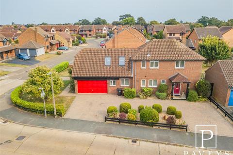 4 Frietuna Road, Kirby Cross, Frinton-on-sea, CO13 0RY