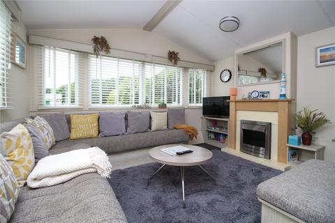 2 bedroom park home for sale, Seabreeze, Shorefield, Near Milford On Sea, Hampshire, SO41