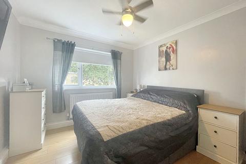 132 Hatfield Place, Peterlee, SR8 5TE