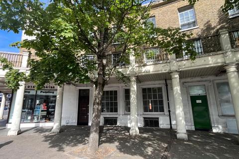 2 Berkley Crescent, Gravesend, DA12 2AD