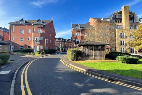 1 bedroom apartment for sale, 22 Aveley House, Iliffe Close, Berkshire, RG1 2QF