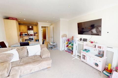 2 bedroom apartment for sale, Ruskin Road, Belvedere DA17