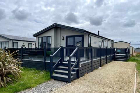 3 bedroom lodge for sale, NEWQUAY TR8