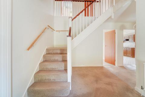 11 Woodcote End, Epsom, KT18 7BB