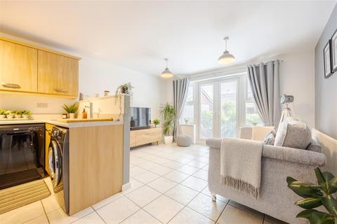 4 Lapwing Way, Scunthorpe, DN16 3WN