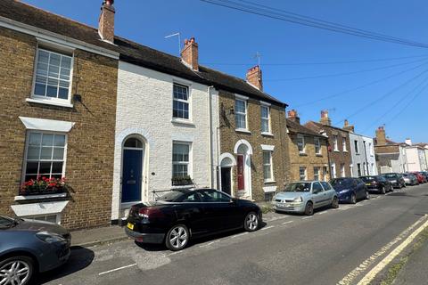 15 Robert Street, Deal, CT14 6DL
