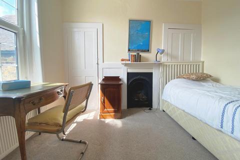 15 Robert Street, Deal, CT14 6DL