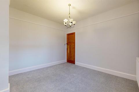 3 bedroom end of terrace house for sale, Clarence Road, Portland