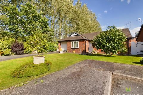 3 bedroom detached bungalow for sale, Maes Y Llan, Llansantffraid