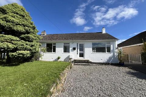 3 bedroom semi-detached bungalow to rent, 63 Liskeard Road, Callington PL17