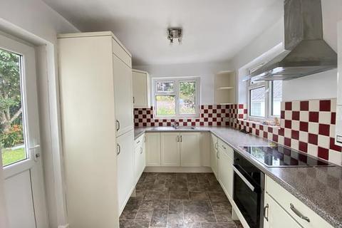 3 bedroom semi-detached bungalow to rent, 63 Liskeard Road, Callington PL17