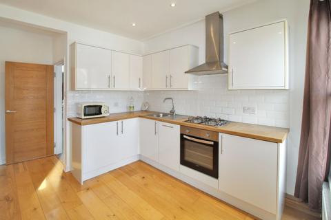 2 bedroom maisonette for sale, Brownlow Road, London, NW10