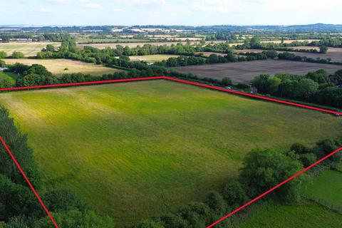 Farm land to rent, Buckland Road, Bampton