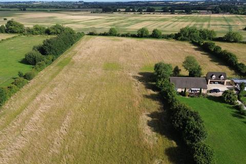 Farm land to rent, Buckland Road, Bampton