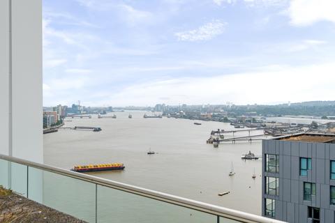 4 bedroom flat for sale, City Peninsula, 25 Barge Walk, Greenwich, London, SE10