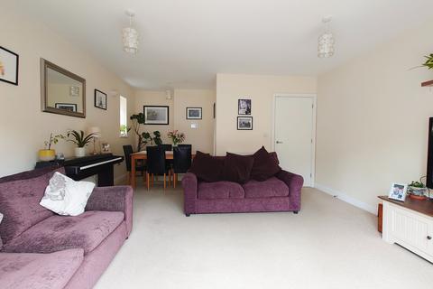 3 bedroom end of terrace house for sale, Valley Road, Newhaven