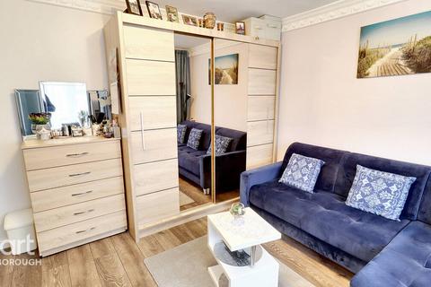 8 Kent Road, Peterborough, PE3 6DG