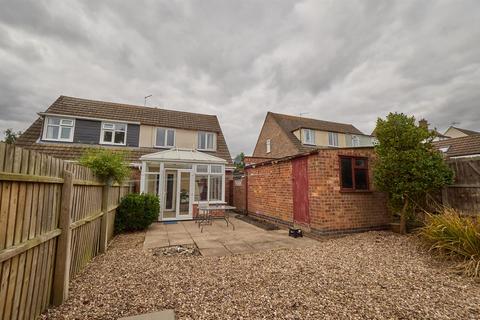 3 bedroom semi-detached house for sale, Maple Way, Earl Shilton