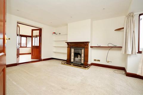 3 bedroom detached house to rent, Kimbolton Road, Hail Weston