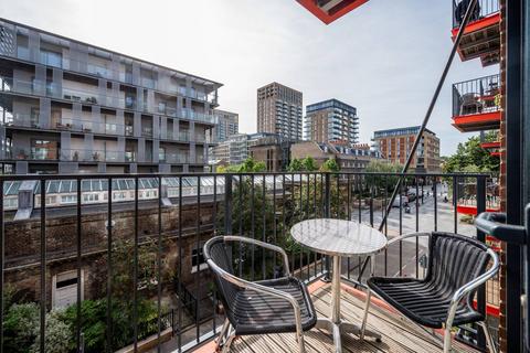2 bedroom flat for sale, Warehouse Court, Woolwich Riverside, London, SE18