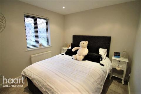 9 Yeldham Lock, Chelmsford, CM2 6RP