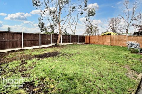 9 Yeldham Lock, Chelmsford, CM2 6RP