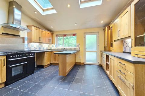 3 bedroom terraced house for sale, Burnley Road, Loveclough, Rossendale, BB4