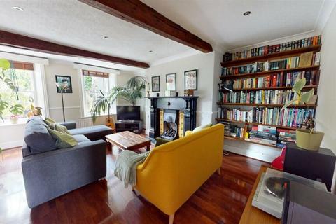 34 Hill End, Bradford, BD7 4RR