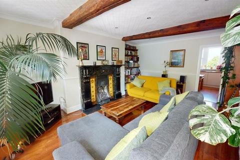 34 Hill End, Bradford, BD7 4RR