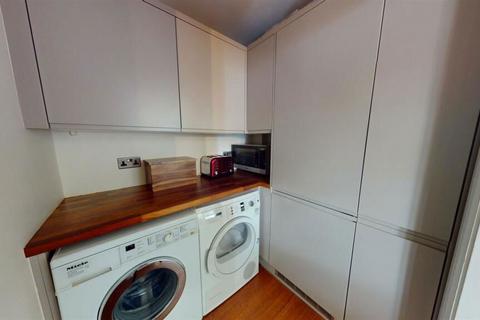 34 Hill End, Bradford, BD7 4RR