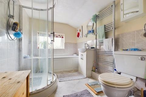 110 Alma Place, Gloucester, GL1 5PX