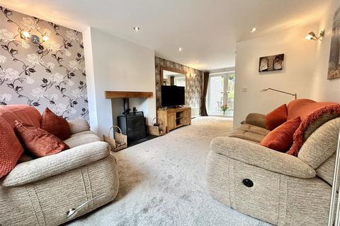 5 bedroom semi-detached house for sale, Oxford Drive, Kippax, Leeds