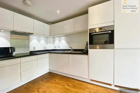 1 bedroom apartment for sale, Ramsden Court, Golden Jubilee Way, Wickford