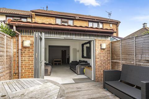 undefined, Watersmeet Close, Guildford GU4