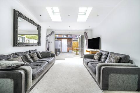 undefined, Watersmeet Close, Guildford GU4