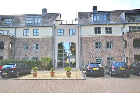 2 bedroom apartment for sale, Chestnut Court, Charlton Down