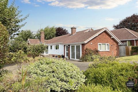 3 bedroom detached bungalow for sale, Lichfield Avenue, Hereford, HR1