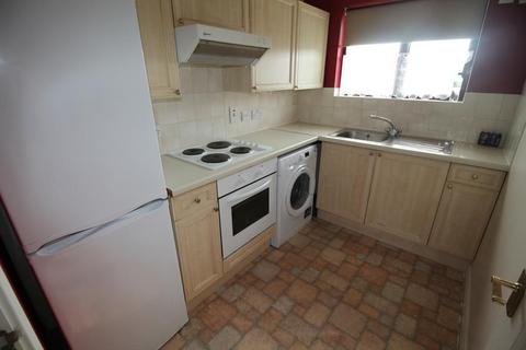 1 bedroom flat for sale, Flat , Ash Court, Jutsums Lane, Romford