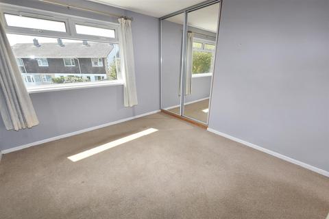 24 Penwarne Close, Tolvaddon, Camborne, TR14 0HG