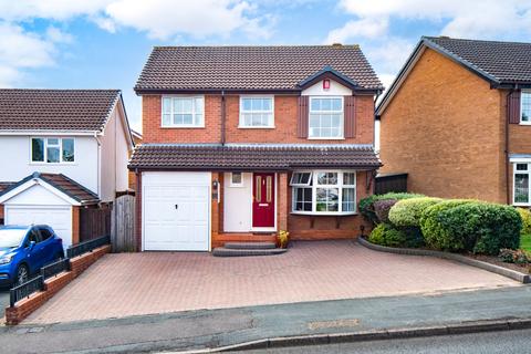 4 bedroom detached house for sale, Portsdown Road, Halesowen, West Midlands, B63